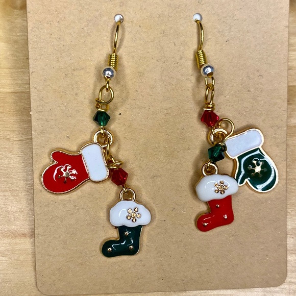 Christmas Holiday Mitten Dangle Earrings - Picture 2 of 6
